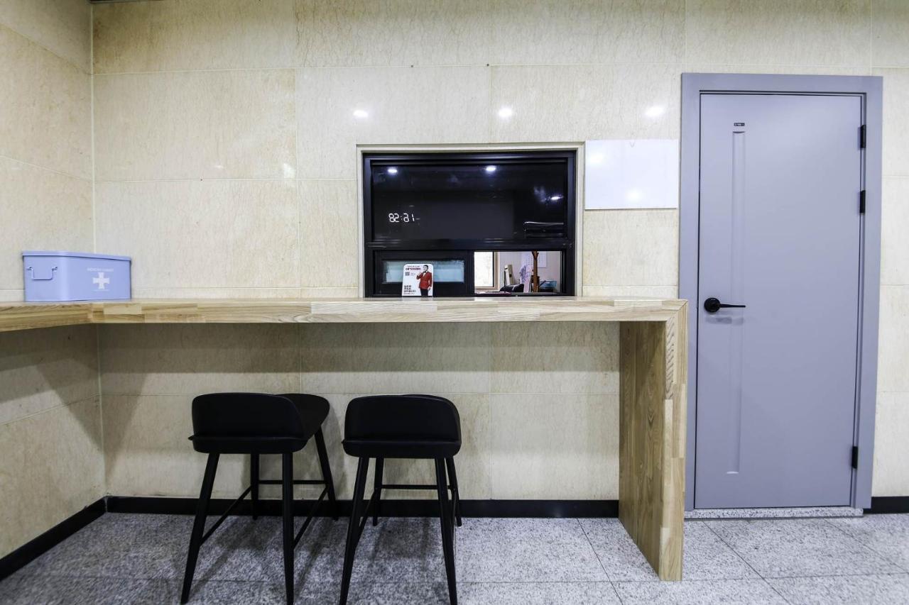 Mi Amor Motel Sokcho Exterior photo