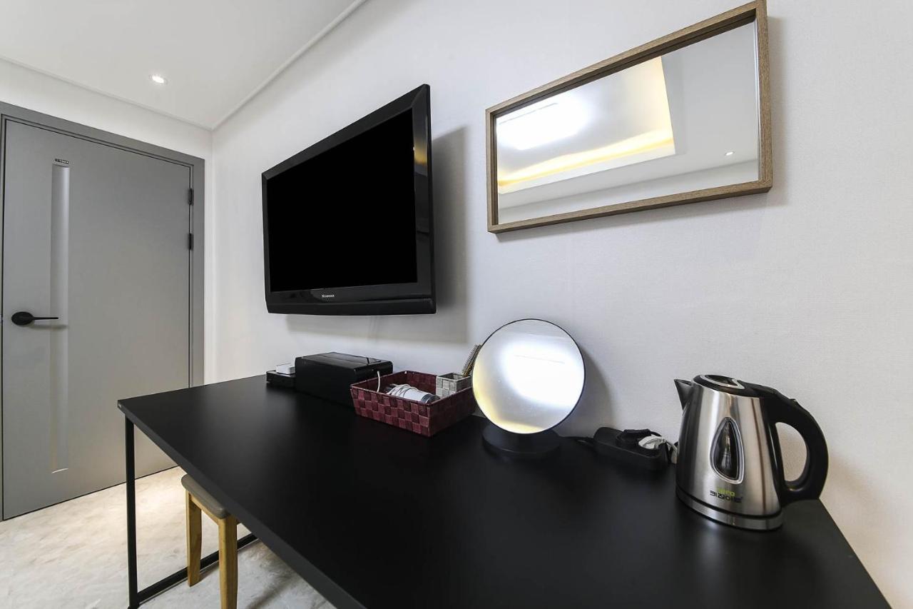 Mi Amor Motel Sokcho Exterior photo